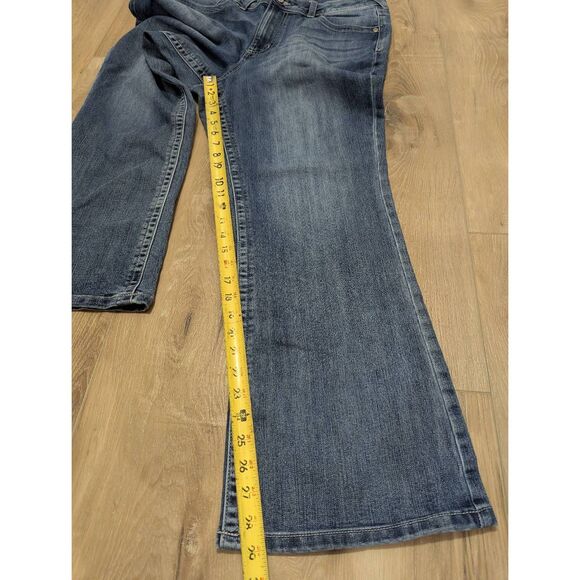 Maurices High Rise Curvy Flare Jeans - Picture 8 of 11